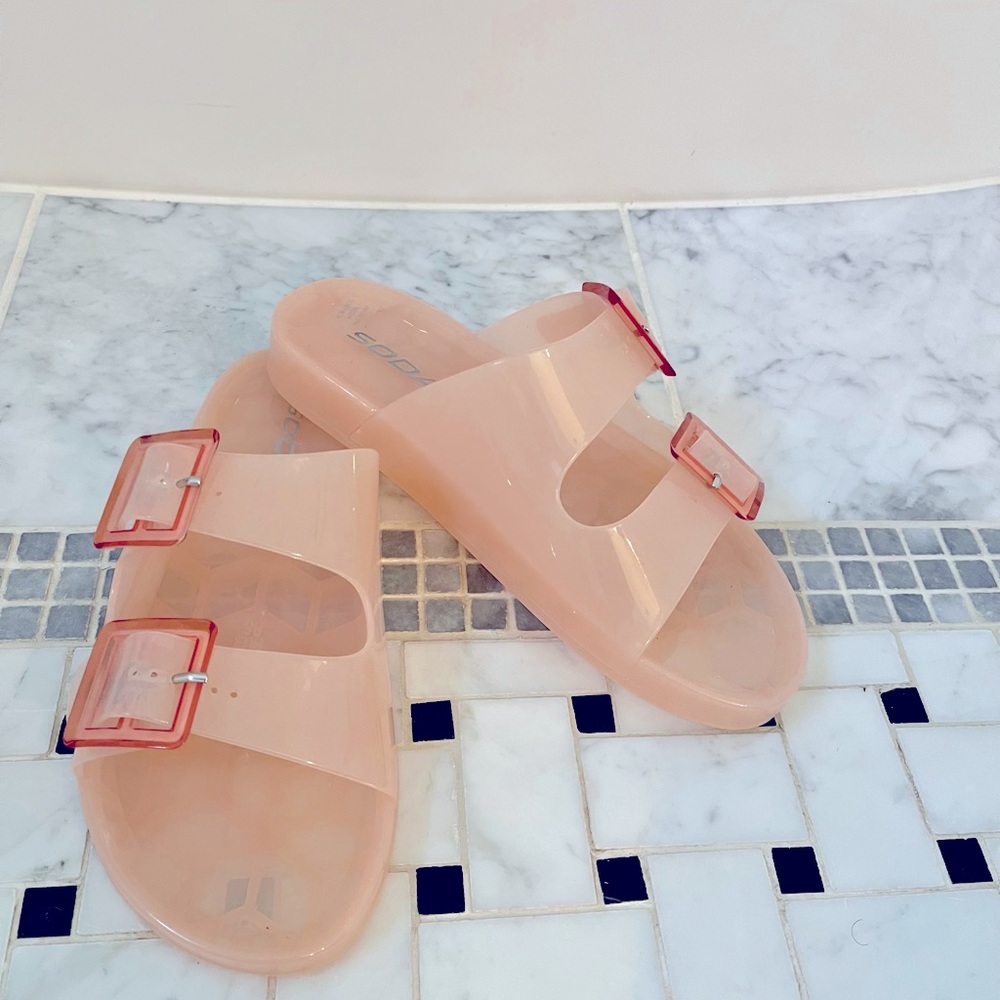 Sandals - Picture 3 of 3